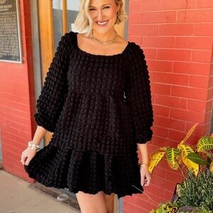 Simply Southern Black Textured Long Sleeve Tiered Mini Dress Size Small NWT